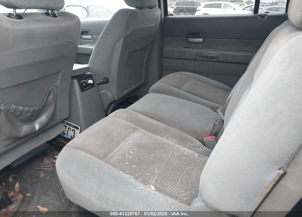 2004 DODGE DURANGO SLT VIN: 1D4HD48N64F152837