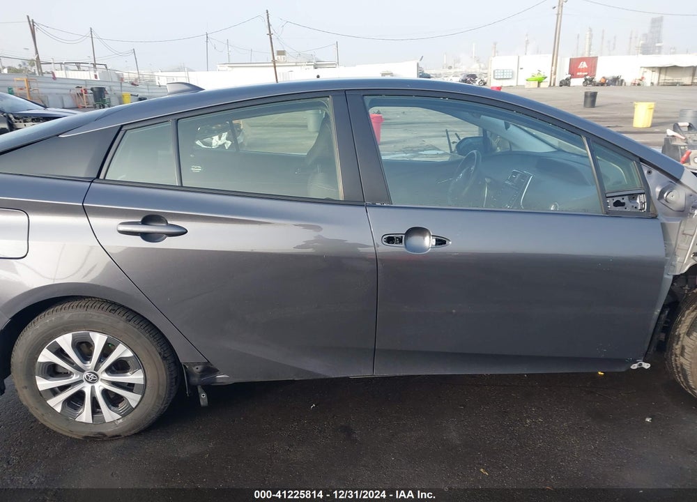 2021 TOYOTA PRIUS PRIME LE VIN: JTDKAMFP9M3175868