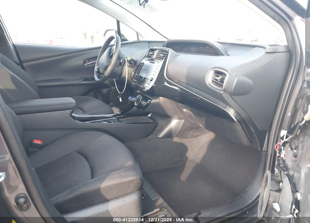 2021 TOYOTA PRIUS PRIME LE VIN: JTDKAMFP9M3175868