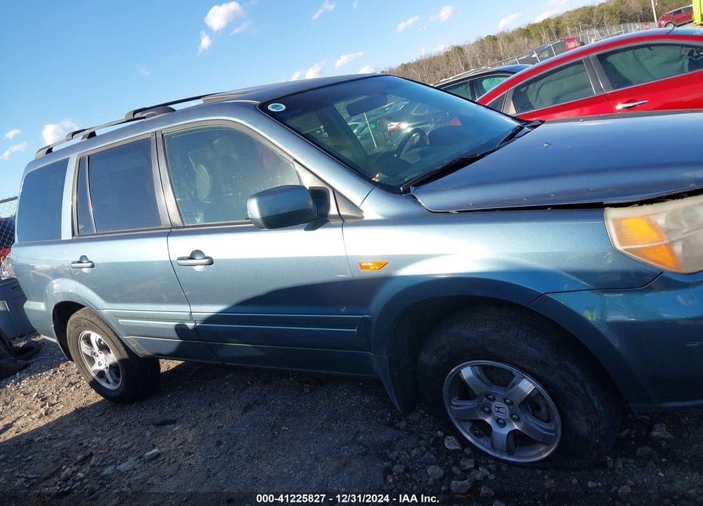 2007 HONDA PILOT EX-L VIN: 5FNYF28577B014681