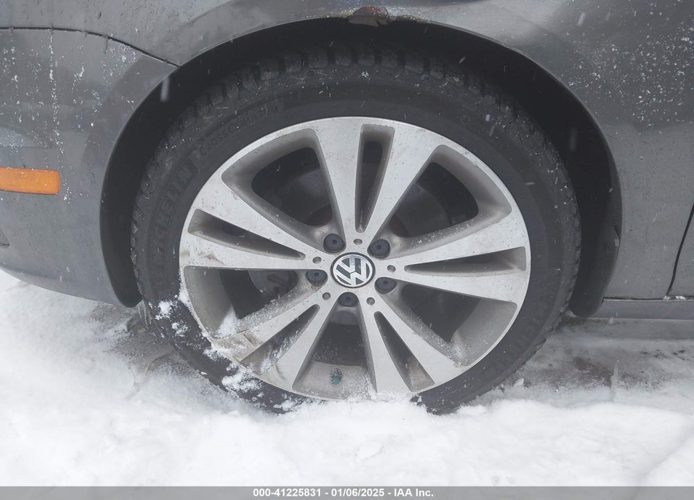 2013 VOLKSWAGEN EOS VIN: WVWFW8AH1DV006085