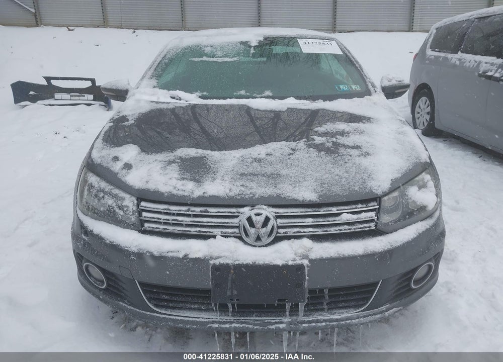 2013 VOLKSWAGEN EOS VIN: WVWFW8AH1DV006085