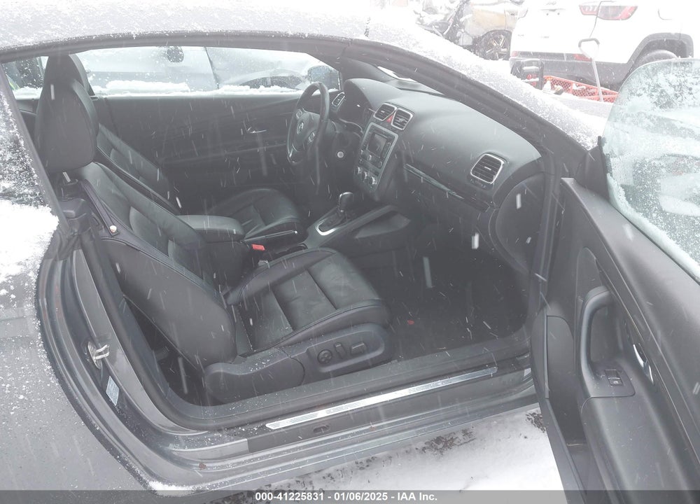 2013 VOLKSWAGEN EOS VIN: WVWFW8AH1DV006085