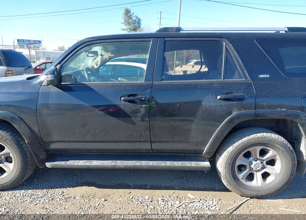 2022 TOYOTA 4RUNNER VIN: JTEMU5JR1N6018782