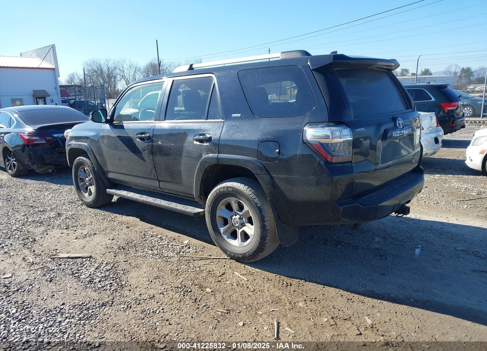 2022 TOYOTA 4RUNNER VIN: JTEMU5JR1N6018782