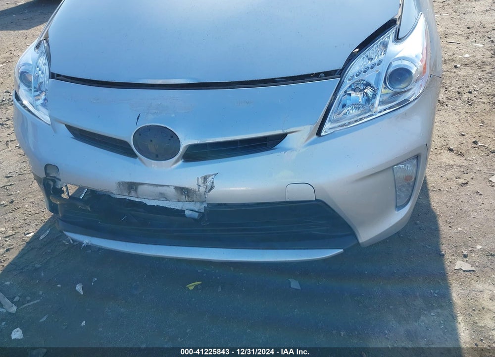 2013 TOYOTA PRIUS FOUR VIN: JTDKN3DU8D1677385