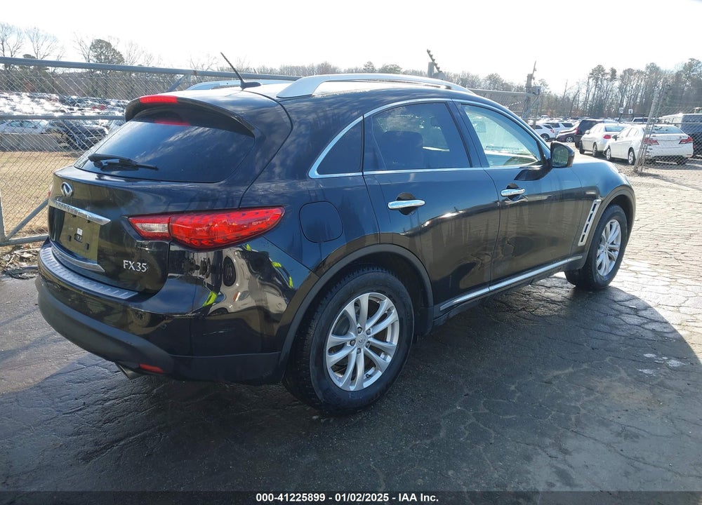 2012 INFINITI FX35 VIN: JN8AS1MU8CM121961