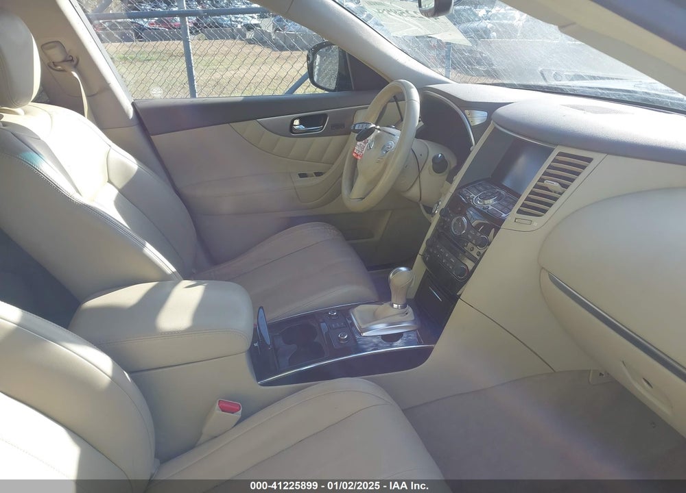 2012 INFINITI FX35 VIN: JN8AS1MU8CM121961