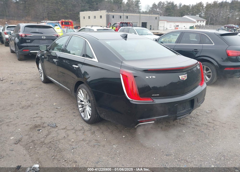 2018 CADILLAC XTS PLATINUM VIN: 2G61T5S31J9172483