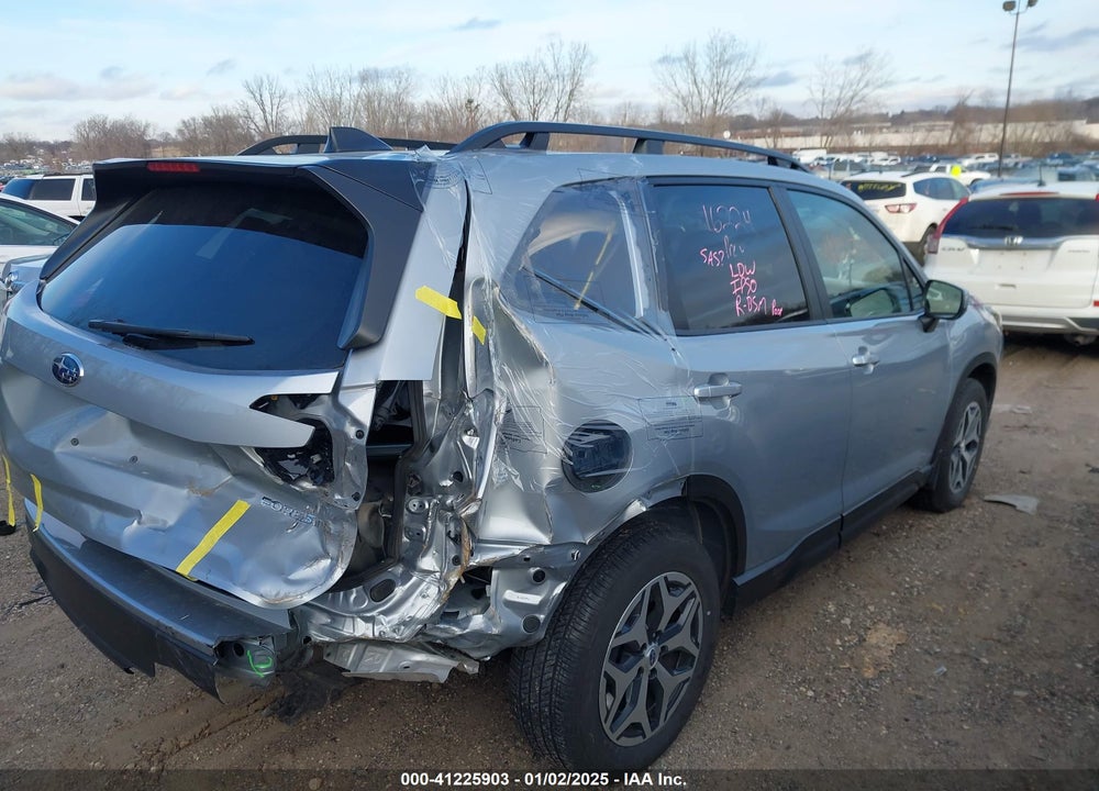 2024 SUBARU FORESTER PREMIUM VIN: JF2SKADCXRH493246