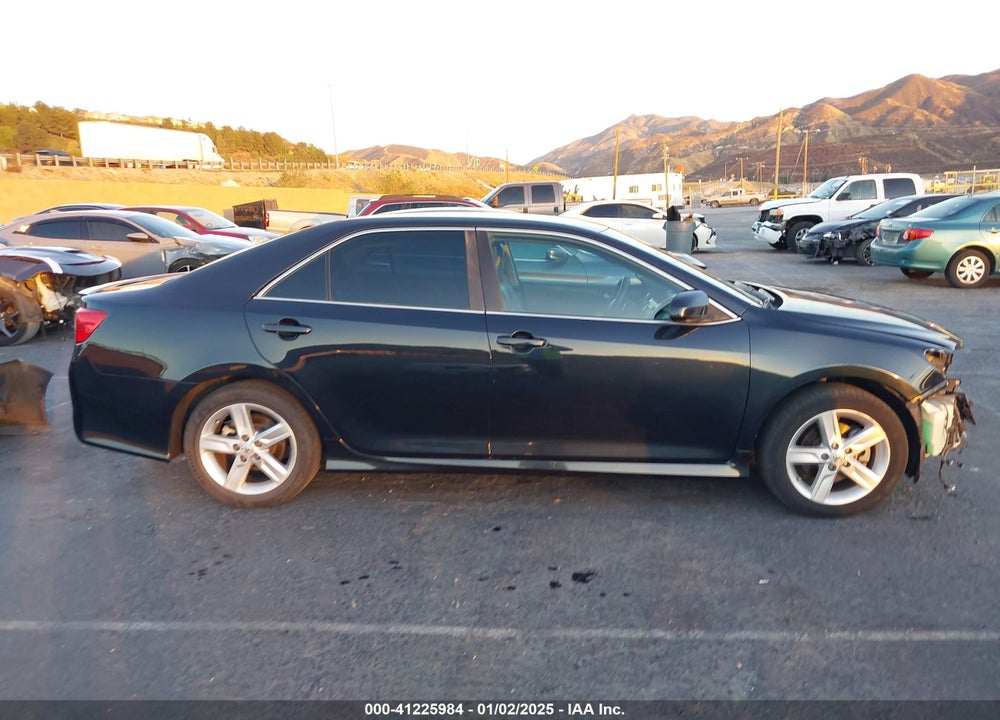 2014 TOYOTA CAMRY SE VIN: 4T1BF1FK4EU309424