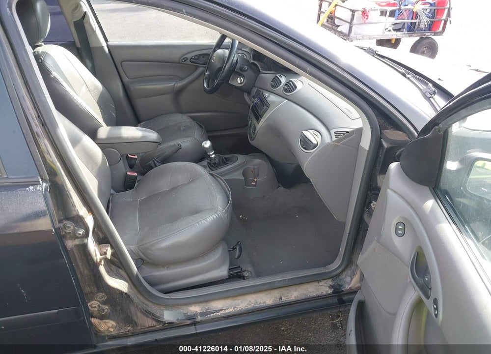 2002 FORD FOCUS ZX5 VIN: 3FAHP373X2R130294