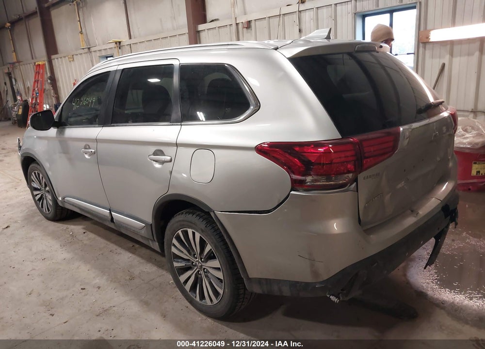 2020 MITSUBISHI OUTLANDER VIN: JA4AD3A32LZ019498