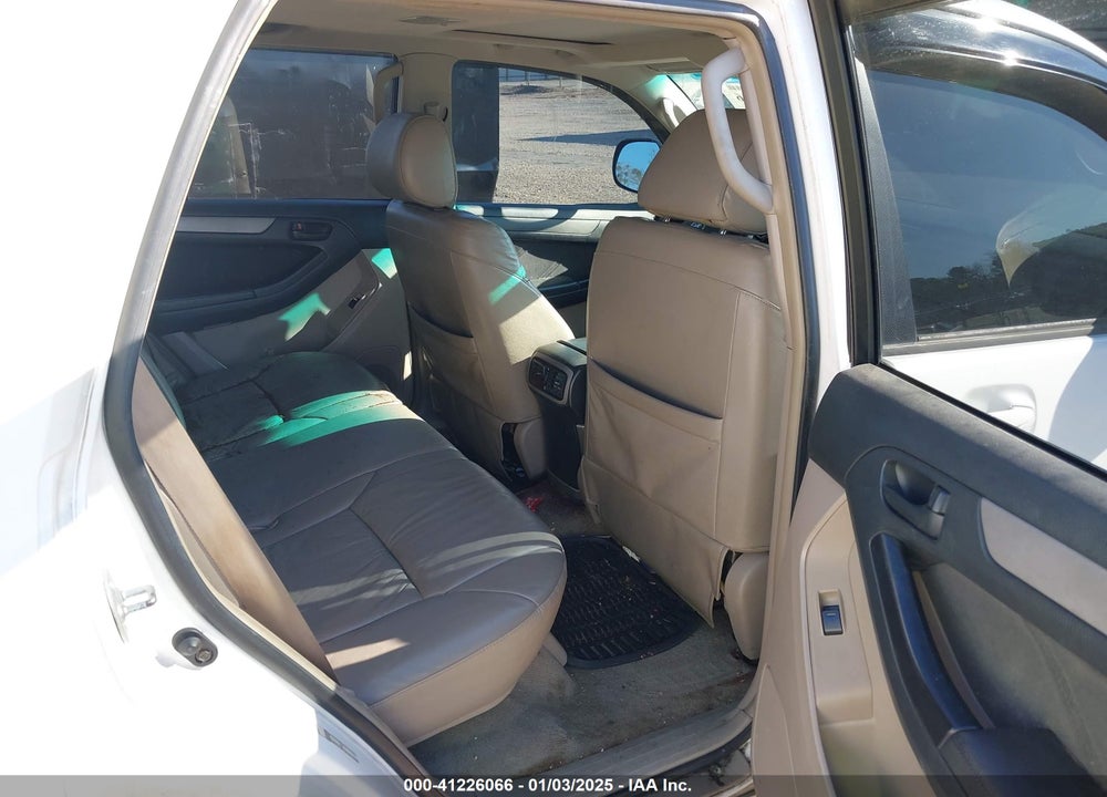 2004 TOYOTA 4RUNNER SR5 V8 VIN: JTEZT14R048003397