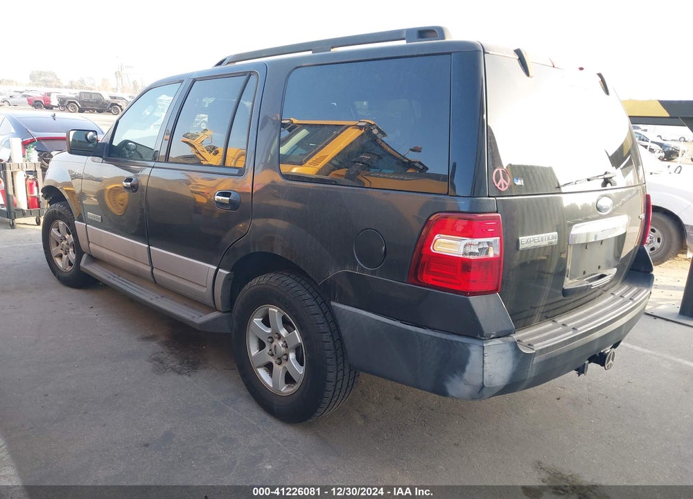 2007 FORD EXPEDITION XLT VIN: 1FMFU15517LA61631