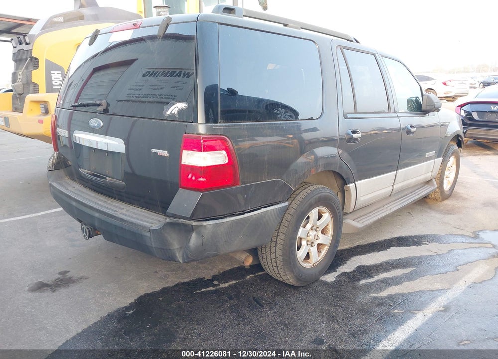 2007 FORD EXPEDITION XLT VIN: 1FMFU15517LA61631