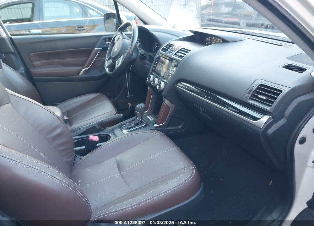 2018 SUBARU FORESTER 2.5I TOURING VIN: JF2SJAWC4JH440546