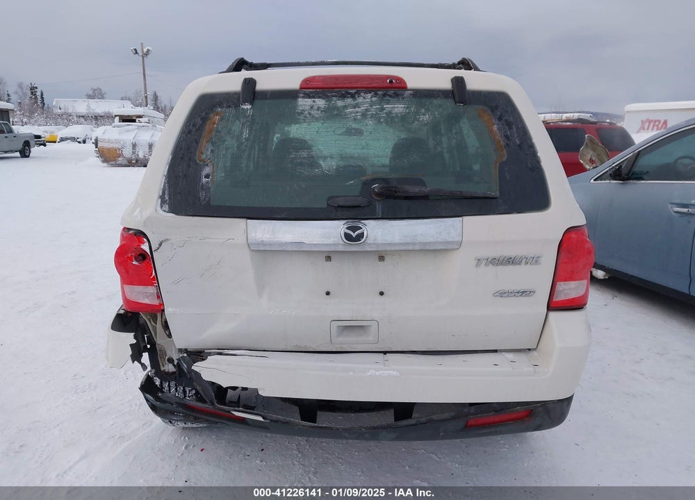 2011 MAZDA TRIBUTE I SPORT VIN: 4F2CY9C70BKM04054