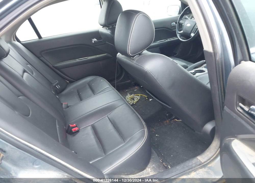 2011 FORD FUSION VIN: 3FAHP0JG9BR279841
