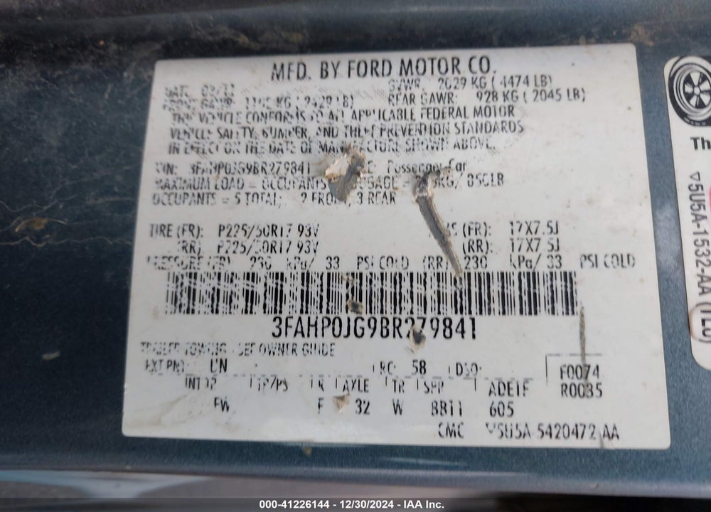 2011 FORD FUSION VIN: 3FAHP0JG9BR279841