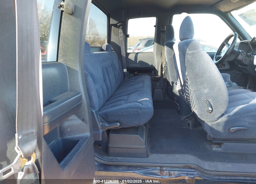 1998 CHEVROLET K1500 SPORTSIDE VIN: 2GCEK19R3W1142007