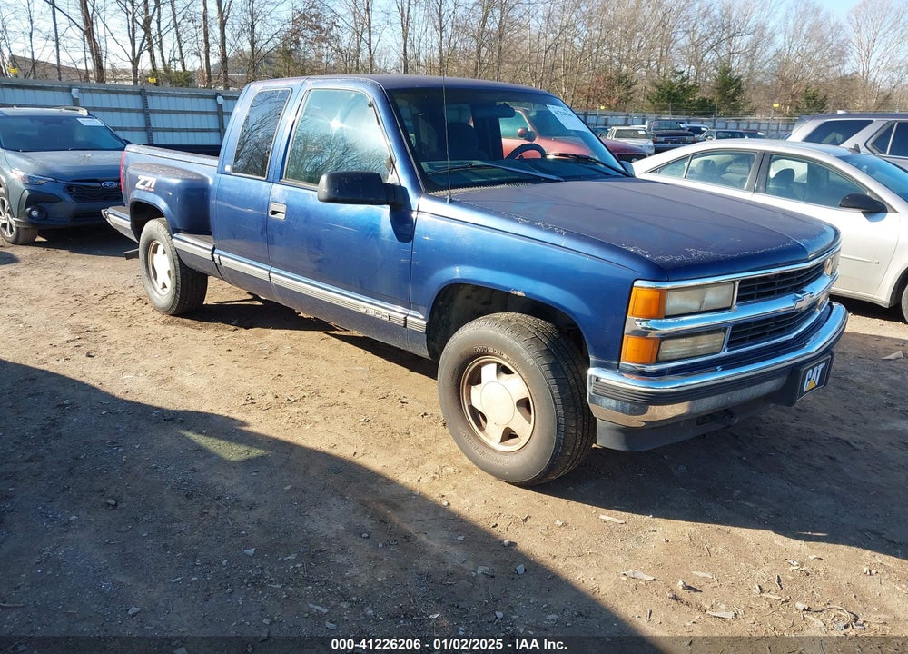 1998 CHEVROLET K1500 SPORTSIDE VIN: 2GCEK19R3W1142007