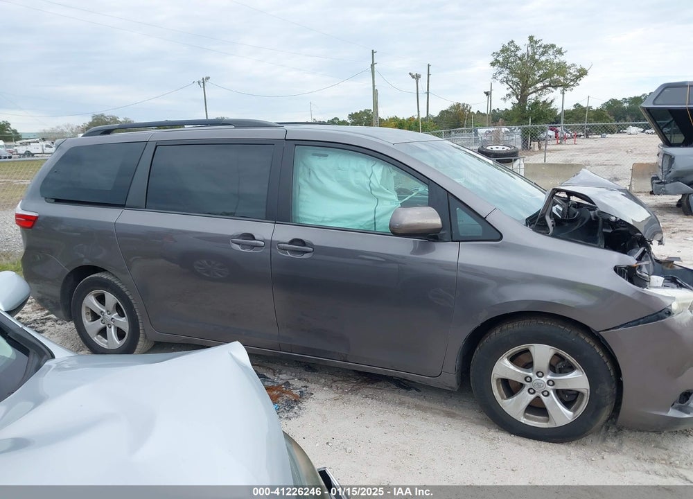 2015 TOYOTA SIENNA LE 8 PASSENGER VIN: 5TDKK3DC2FS617284