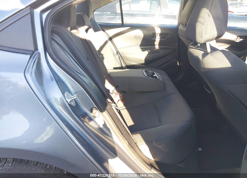 2022 TOYOTA COROLLA LE VIN: 5YFEPMAEXNP313363