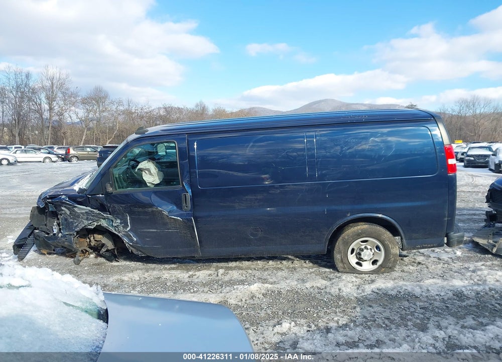 2020 CHEVROLET EXPRESS CARGO RWD 2500 REGULAR WHEELBASE WT VIN: 1GCWGAFP0L1154433