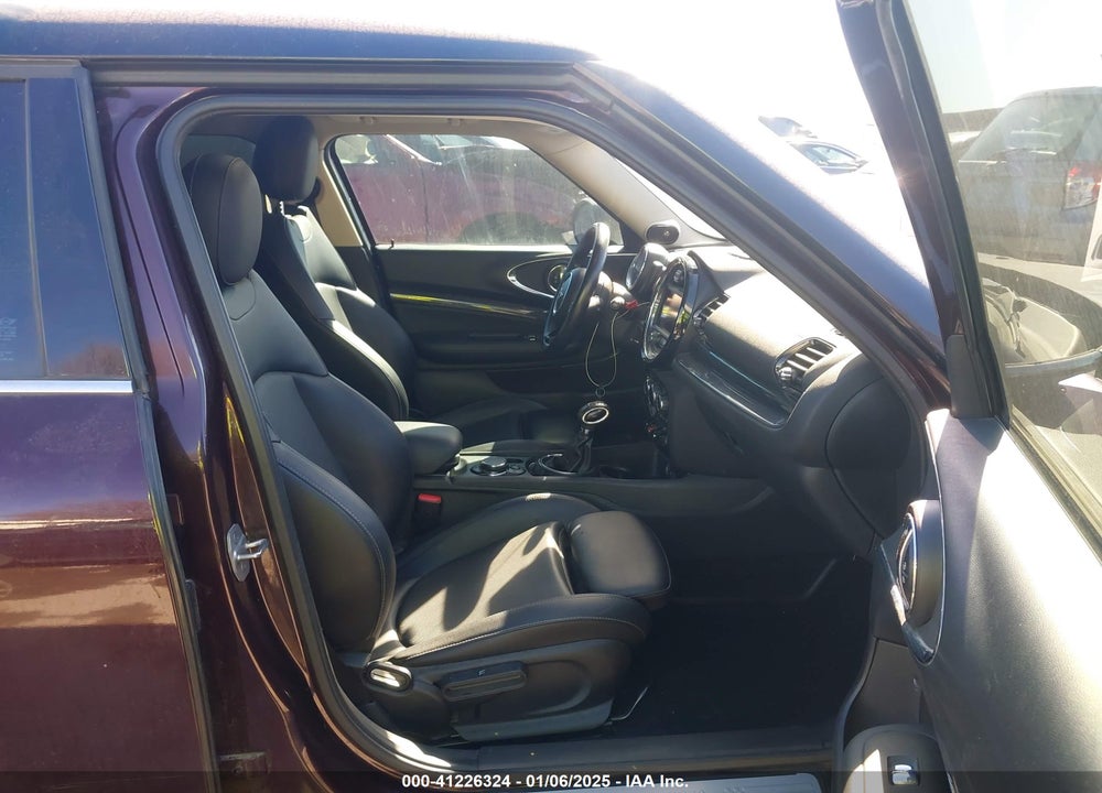2017 MINI CLUBMAN COOPER S VIN: WMWLU5C57H2E81144