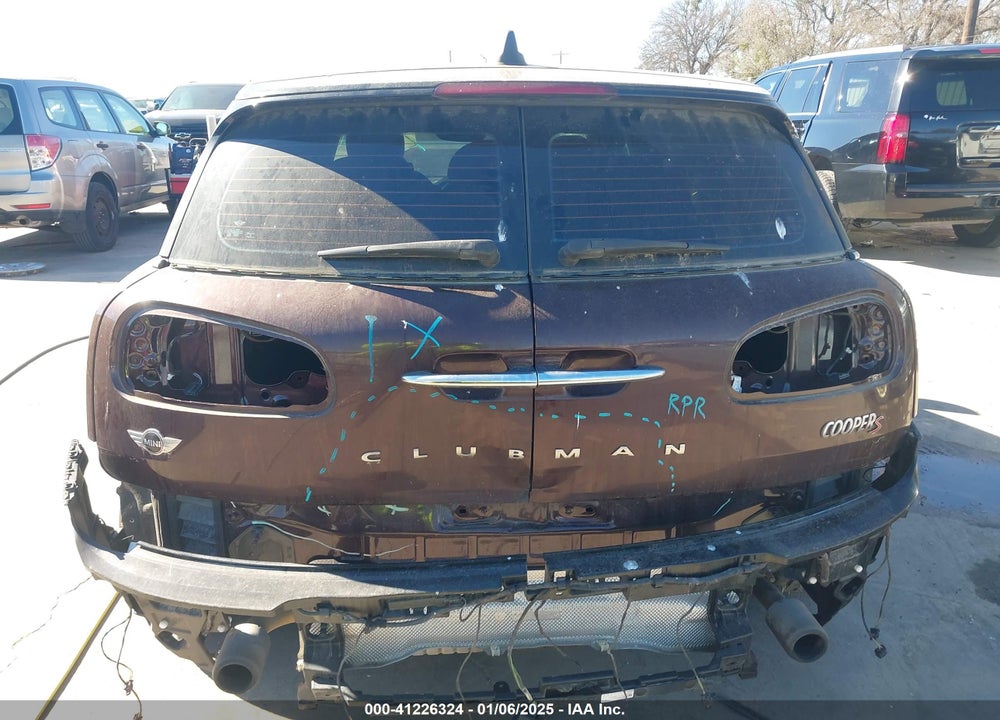 2017 MINI CLUBMAN COOPER S VIN: WMWLU5C57H2E81144