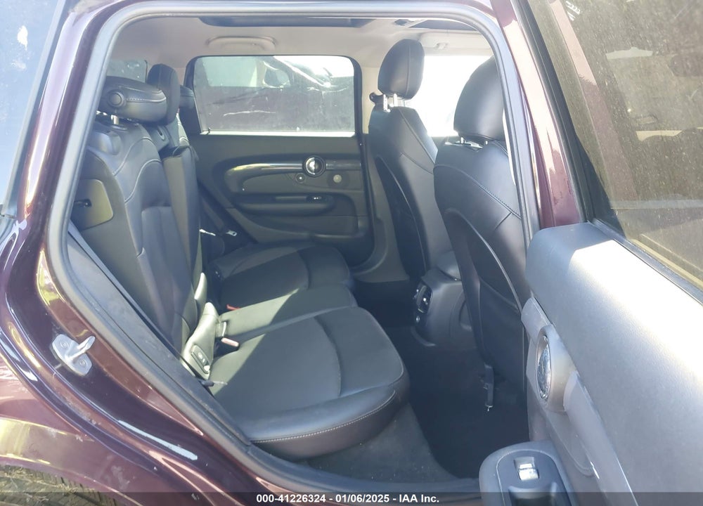 2017 MINI CLUBMAN COOPER S VIN: WMWLU5C57H2E81144