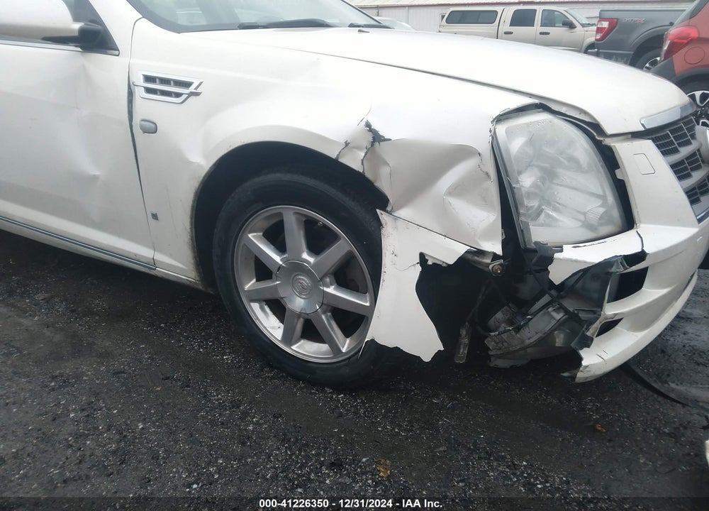 2008 CADILLAC STS VIN: 1G6DW67V780101779