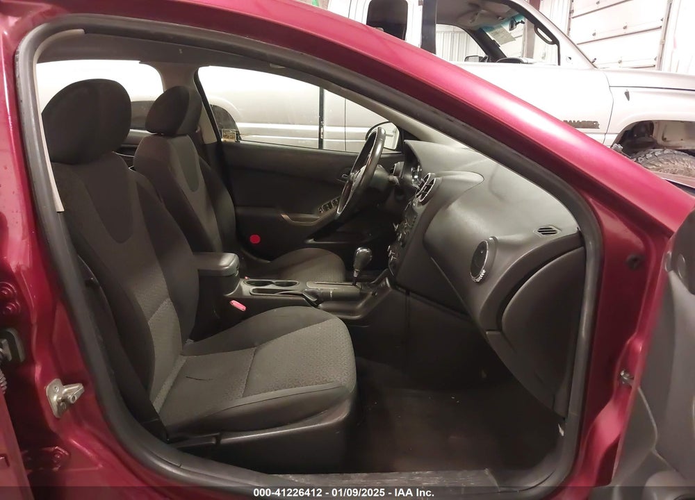 2009 PONTIAC G6 VIN: 1G2ZG57N494118855