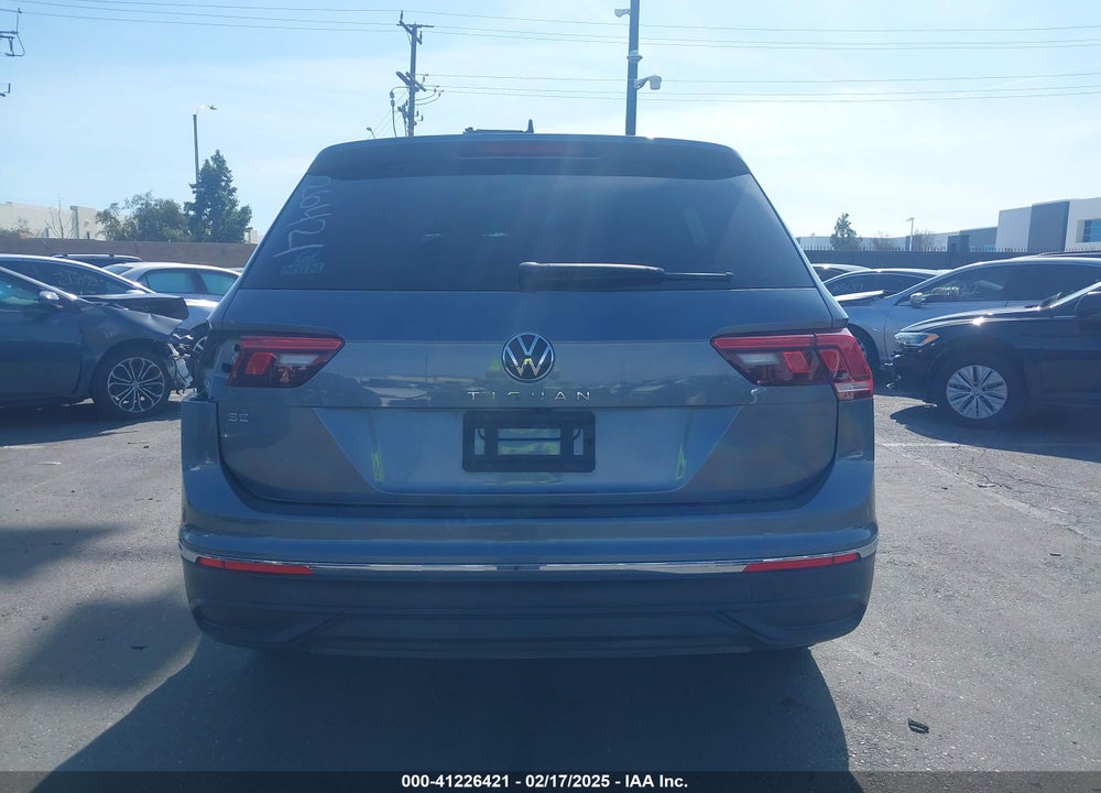 2022 VOLKSWAGEN TIGUAN 2.0T SE VIN: 3VV3B7AX0NM020301