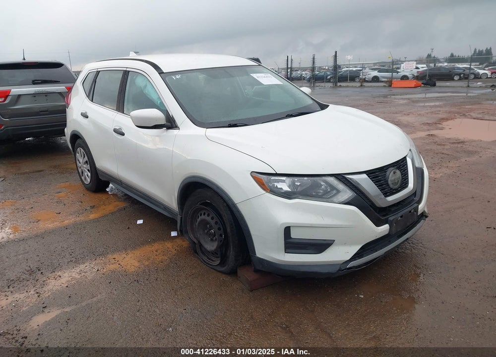 2018 NISSAN ROGUE S VIN: 5N1AT2MTXJC713611