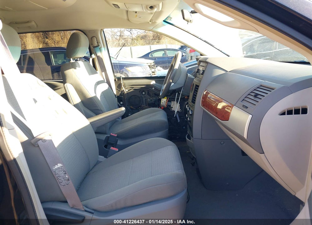2008 CHRYSLER TOWN & COUNTRY TOURING VIN: 2A8HR54P58R779306