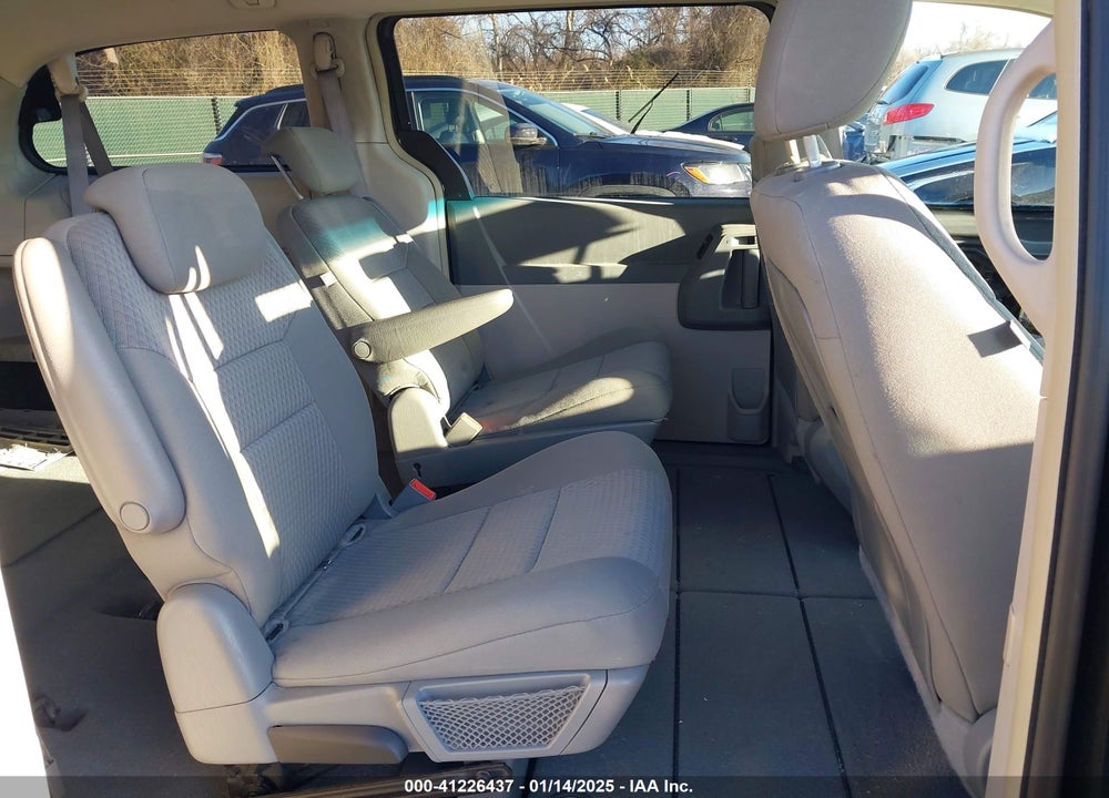 2008 CHRYSLER TOWN & COUNTRY TOURING VIN: 2A8HR54P58R779306