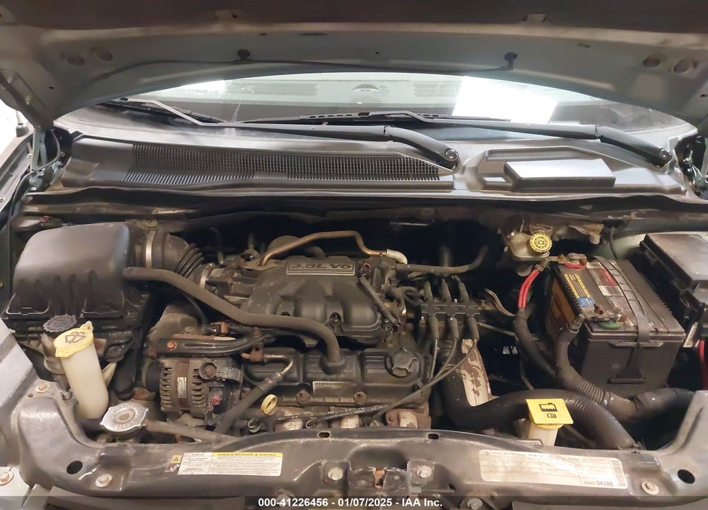 2010 CHRYSLER TOWN & COUNTRY NEW LX VIN: 2A4RR2D15AR365822