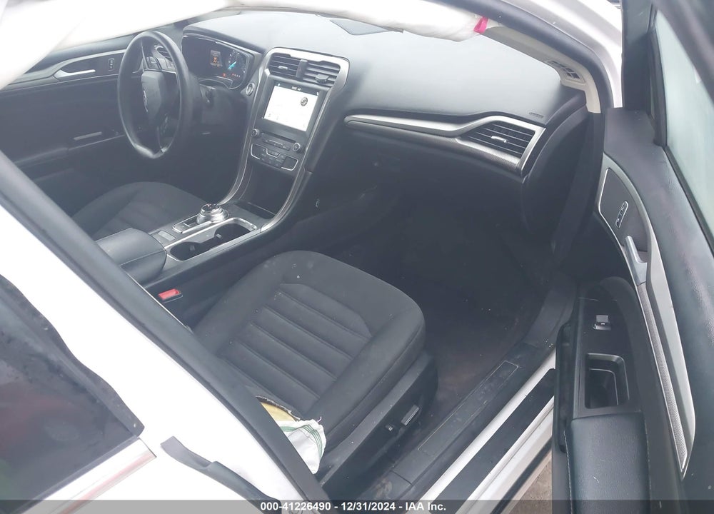 2017 FORD FUSION VIN: 3FA6P0H73HR108718
