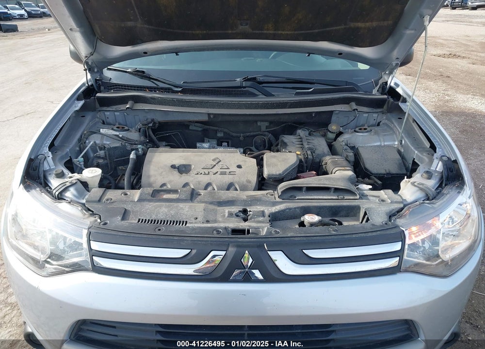 2014 MITSUBISHI OUTLANDER ES VIN: JA4AD2A33EZ009009