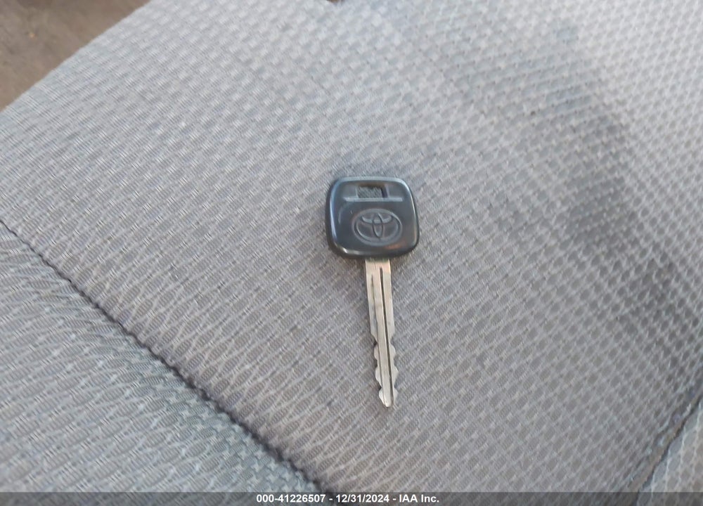 2007 TOYOTA TACOMA VIN: 5TEUX42N17Z410054