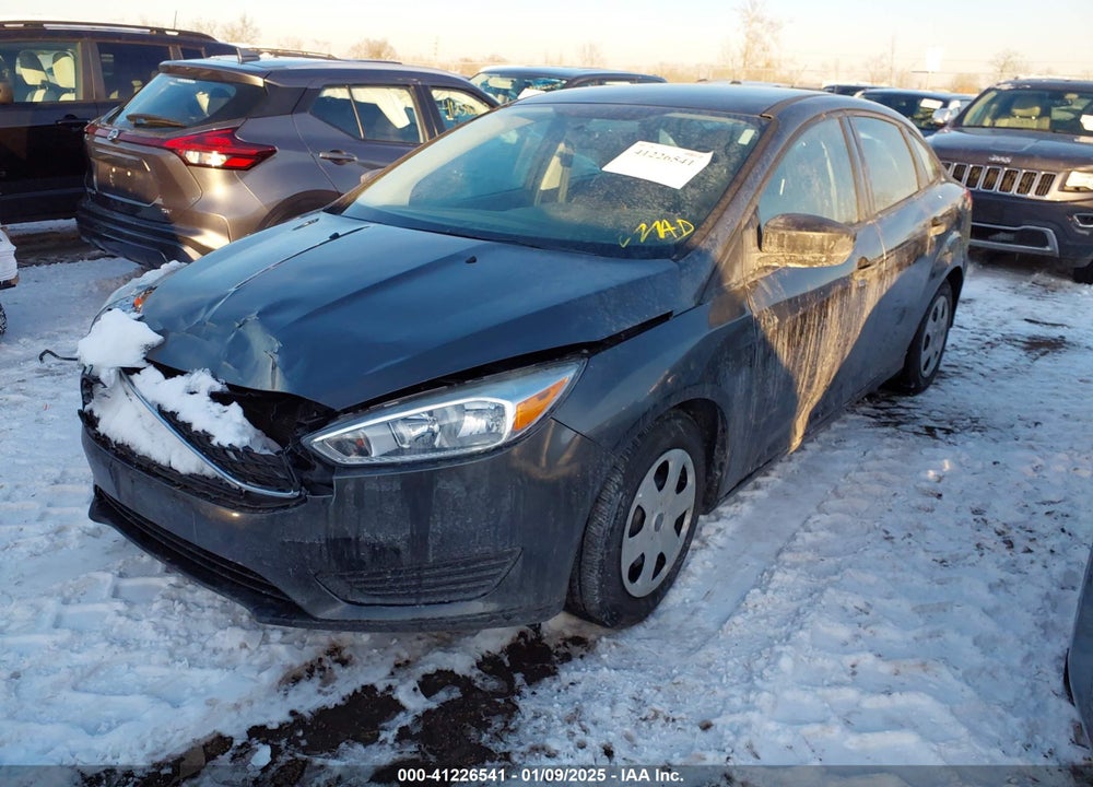 2018 FORD FOCUS S VIN: 1FADP3E2XJL243698