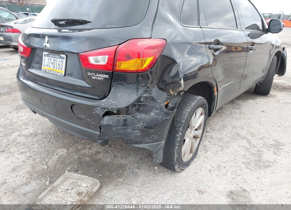 2014 MITSUBISHI OUTLANDER SPORT ES VIN: 4A4AR3AU8EE012302