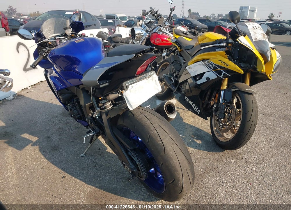 2020 YAMAHA YZFR1 VIN: JYARN66Y1LA000365