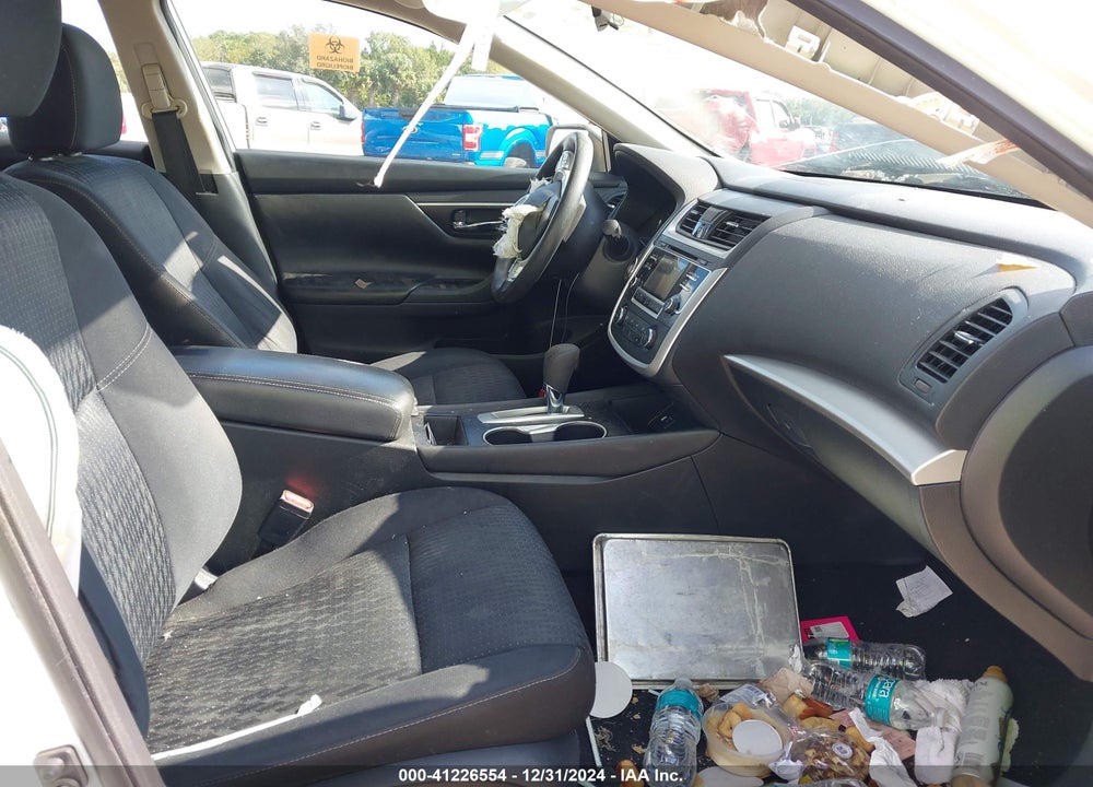 2017 NISSAN ALTIMA VIN: 1N4AL3AP8HN321524
