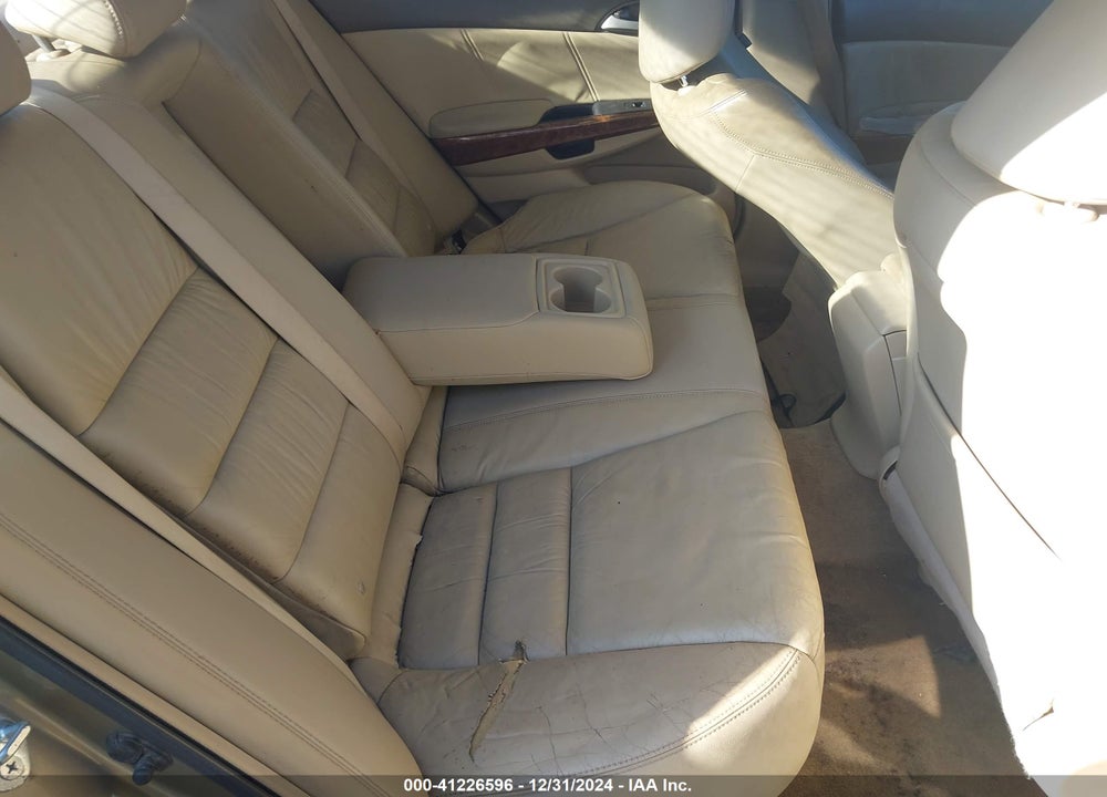 2009 HONDA ACCORD VIN: 1HGCP26859A121519