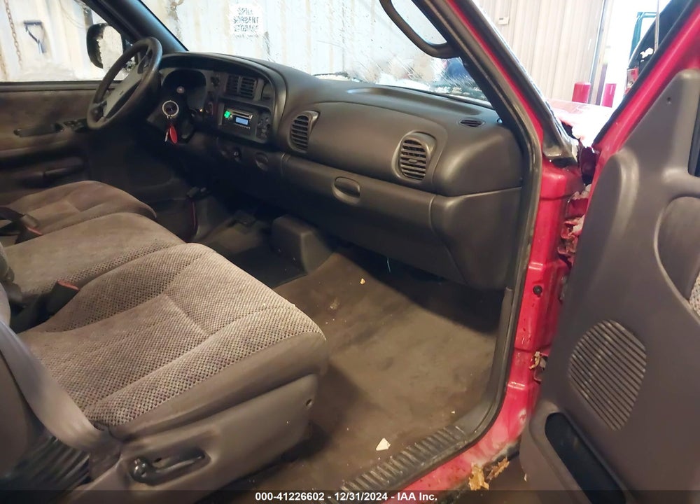 1998 DODGE RAM 1500 ST VIN: 3B7HC12Y5WG246002