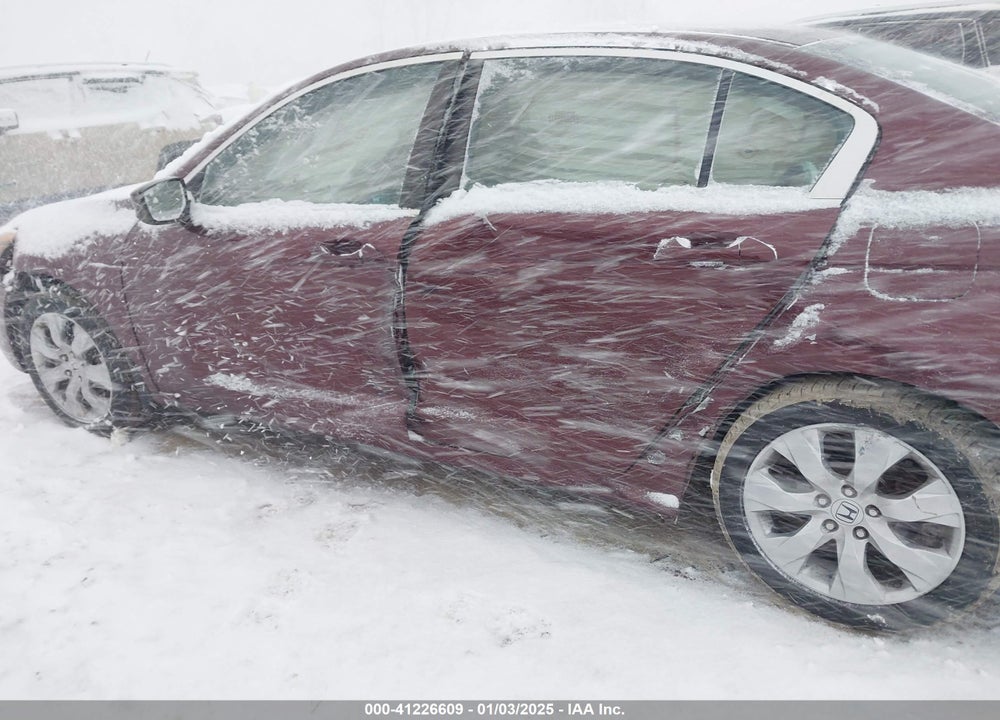 2010 HONDA ACCORD VIN: 1HGCP2F74AA000296