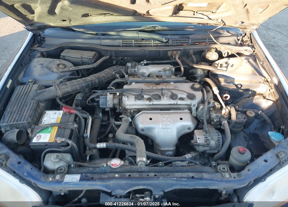 2002 HONDA ACCORD 2.3 VP VIN: 1HGCF86662A160131